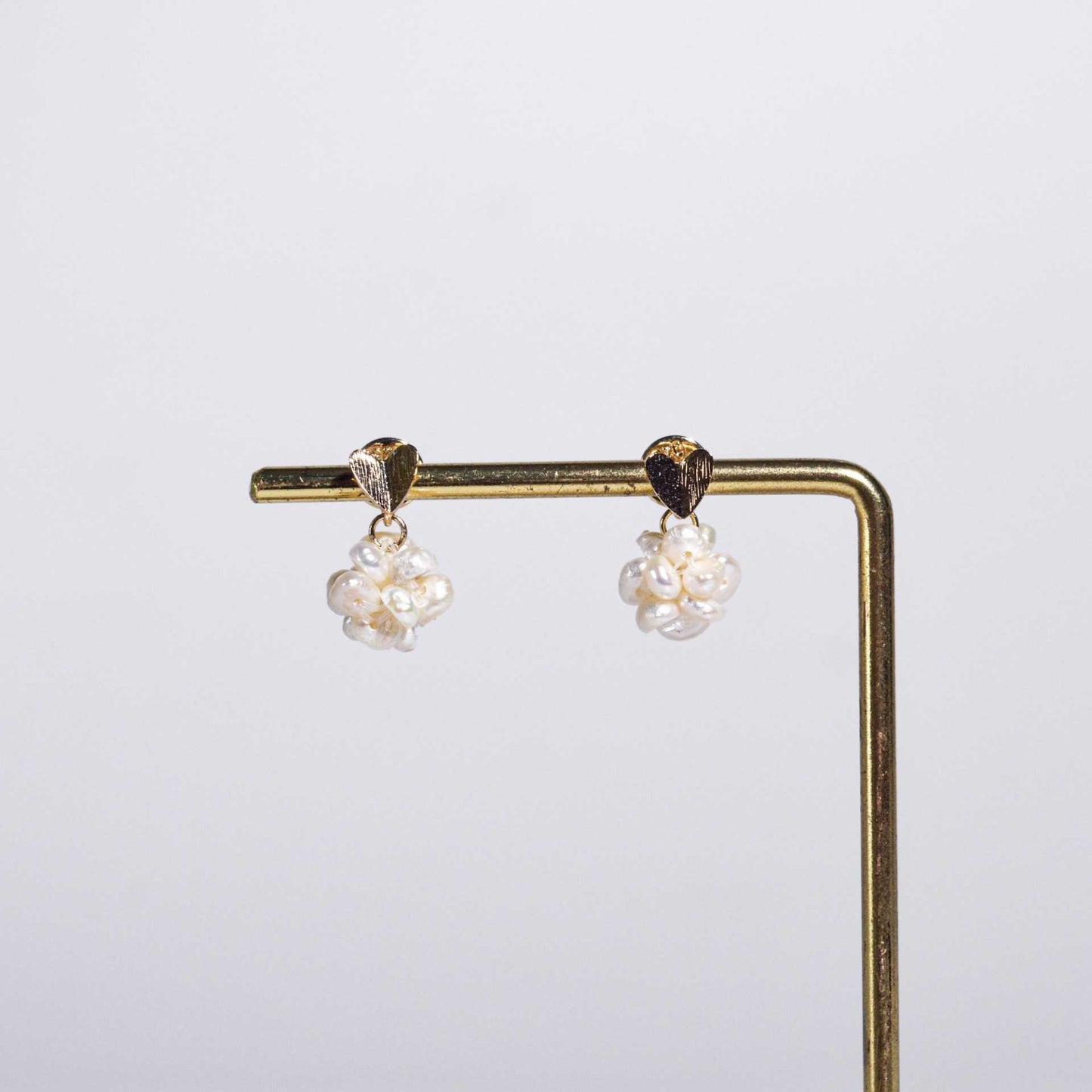 10 mm White Pearl Ball Yellow Gold Plated Dangling with Heart Stud