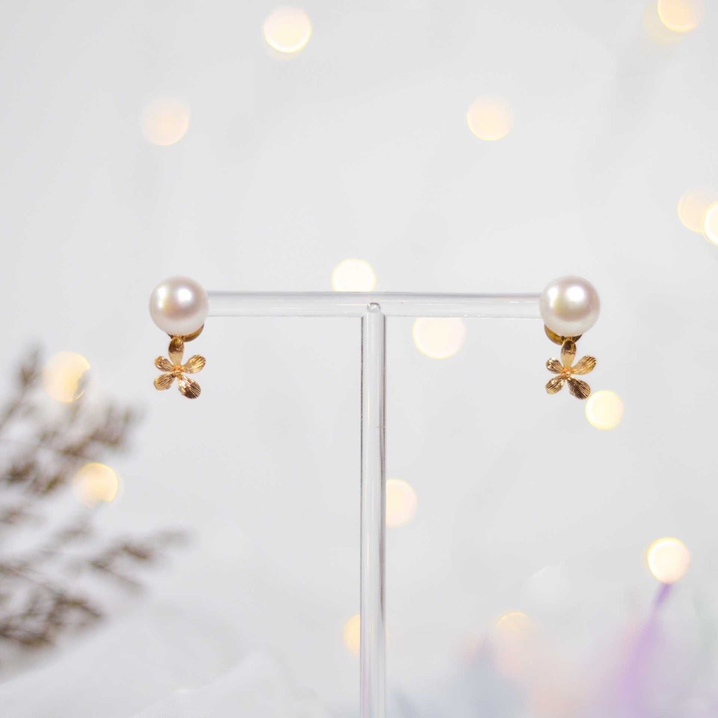 11.8 mm white siopao pearl yellow gold plated stud with flower drop earrings