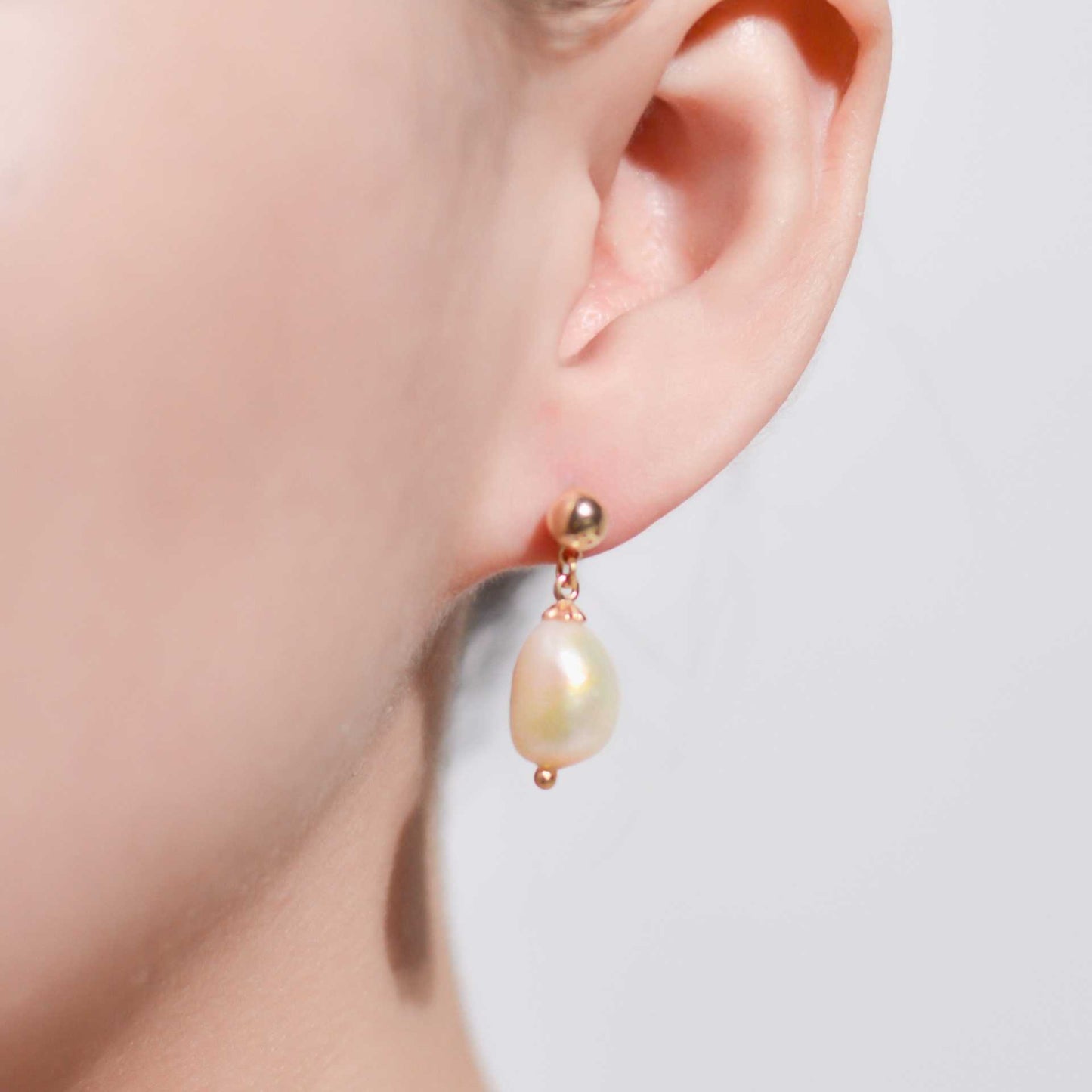 12 mm white baroque pearl yellow gold plated dangling earrings