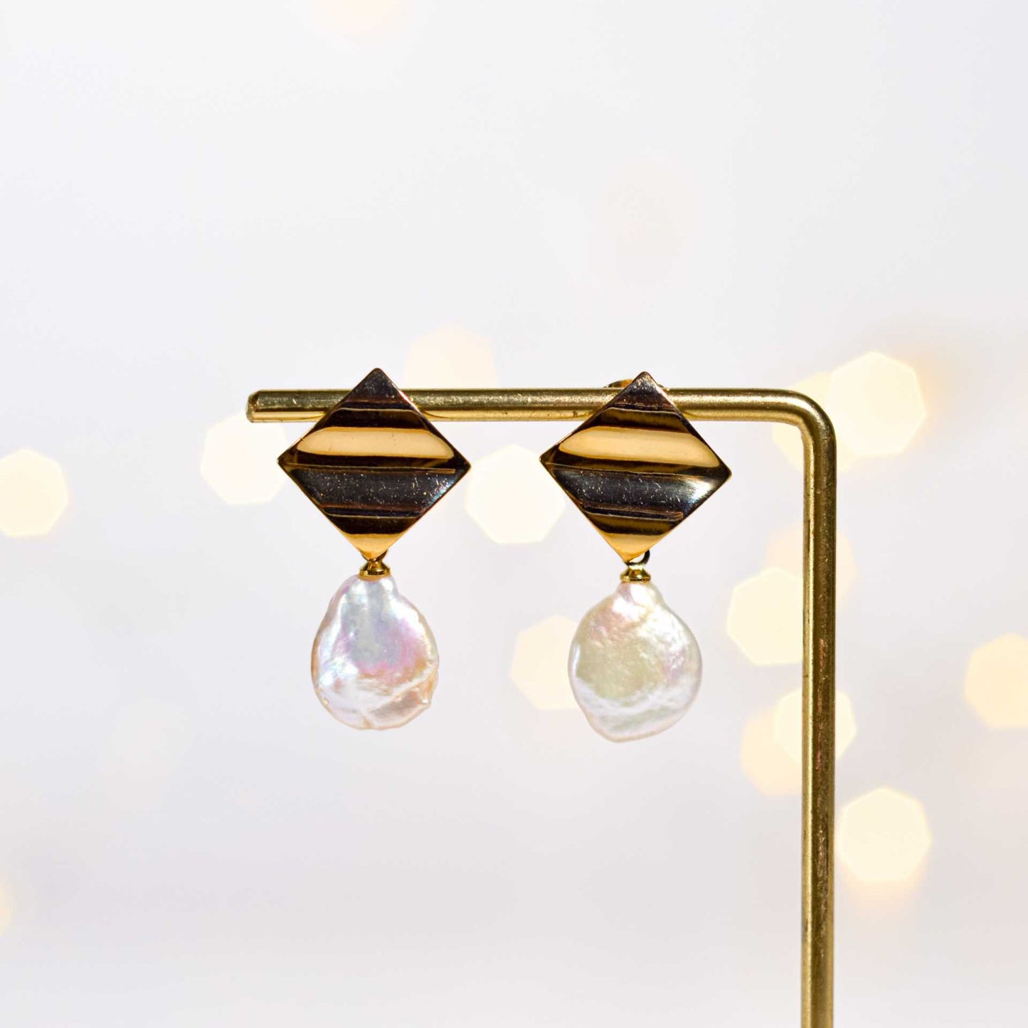 14.4 mm White Flat Coin Pearl Yellow Gold Plated Dangling with 17 mm Diamond Shaped Stud