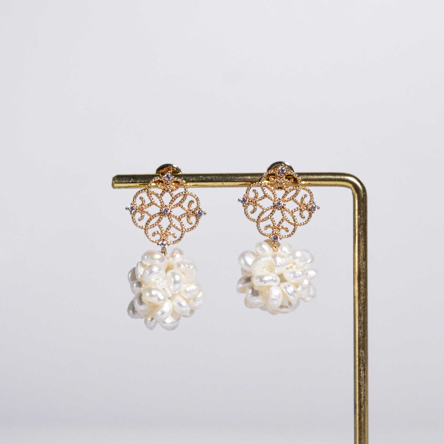 16 mm White Pearl Ball Yellow Gold Plated Dangling with 16.5 mm Stud