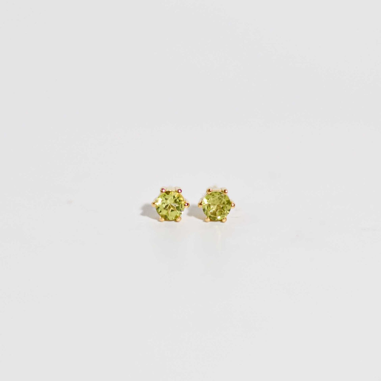5 mm Round cut Peridot Earrings