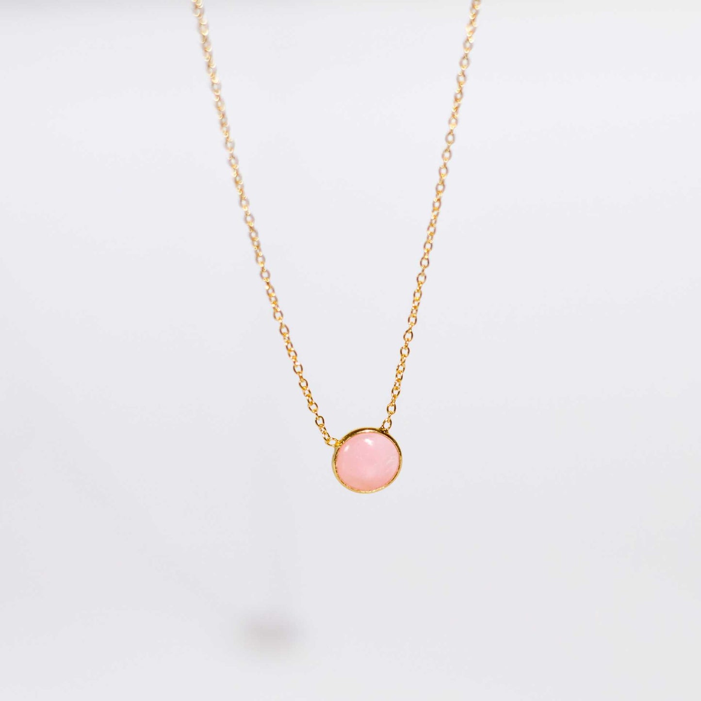 9 mm Round cut Pink Opal Yellow gold plated Necklace