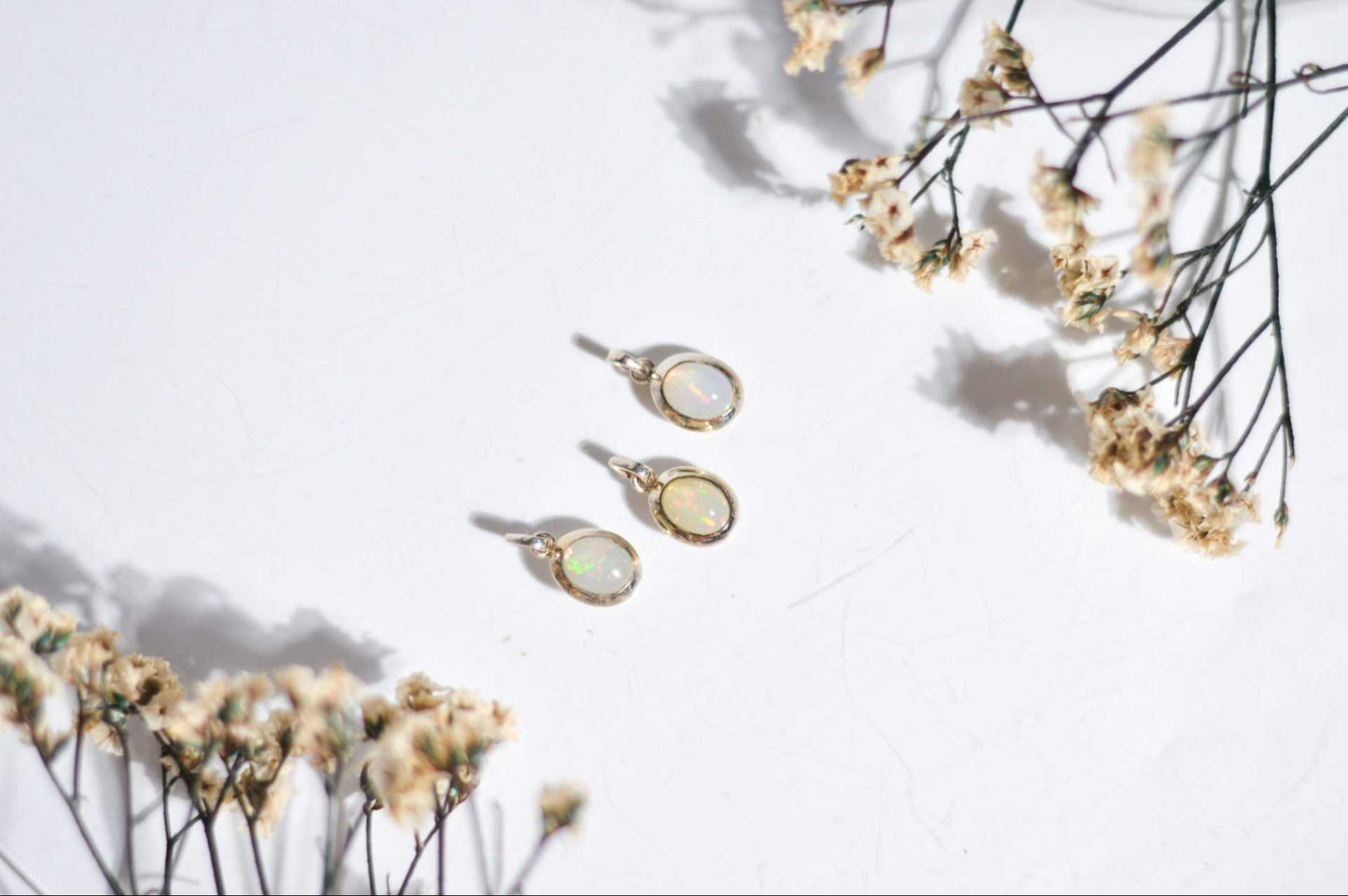 9 x 7 mm Oval cut Opal Cabochon Pendant