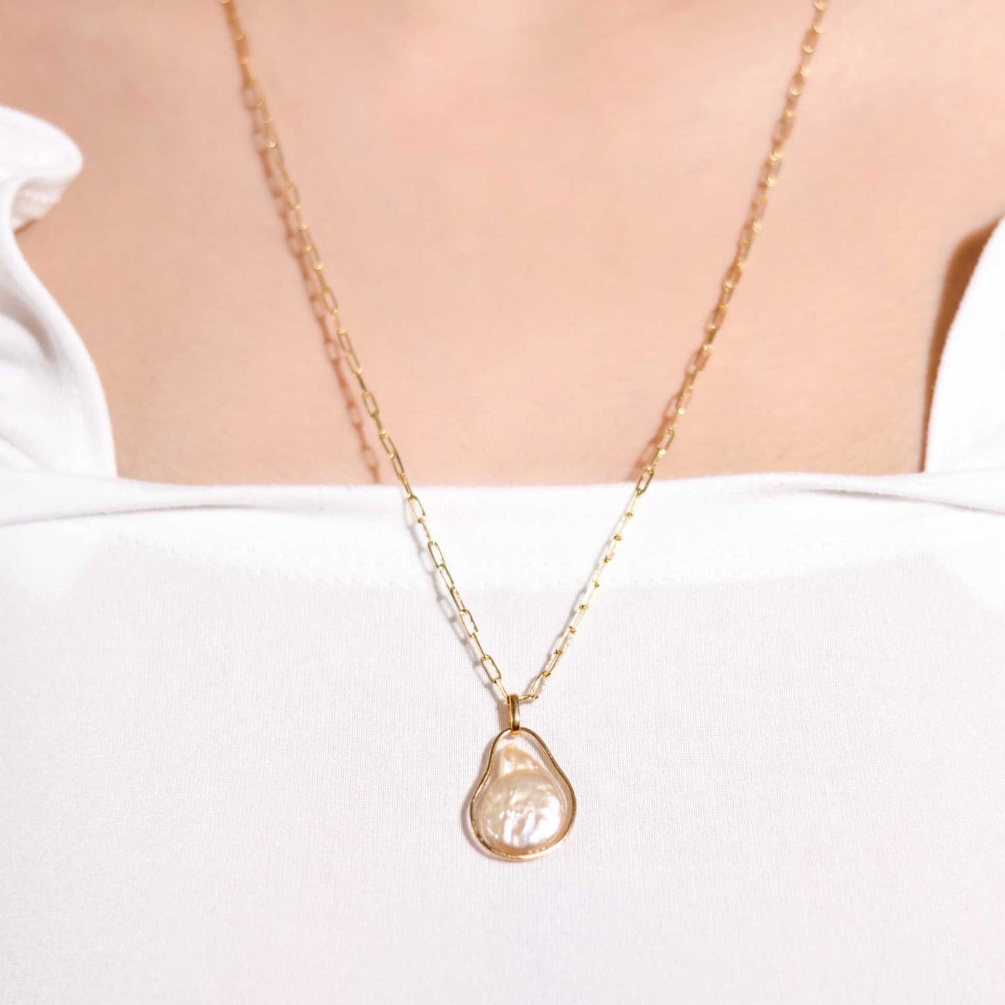 Free-form Pearl Necklace