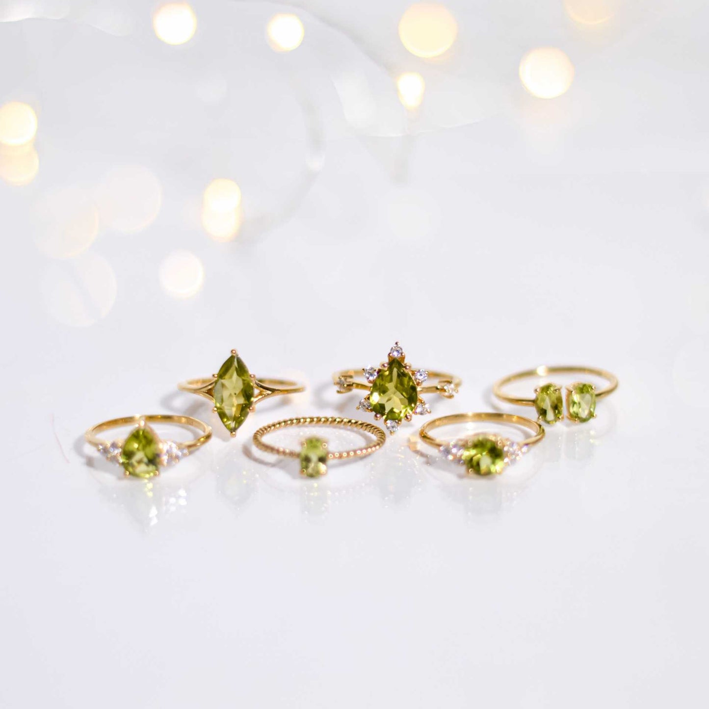 6 x 4 mm Oval cut Peridot Twisted Ring