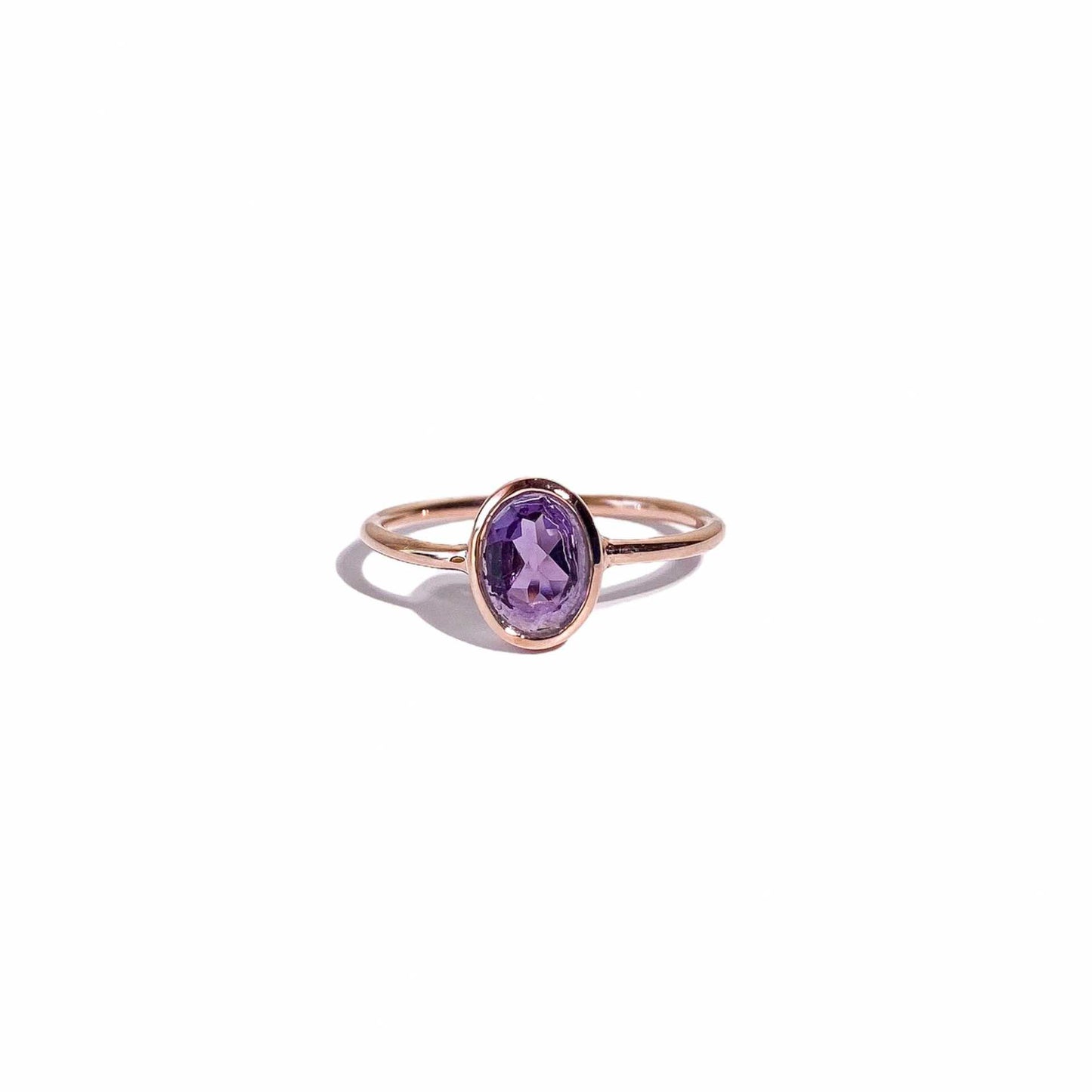 8 x 6 mm Oval cut Amethyst Bezel Ring