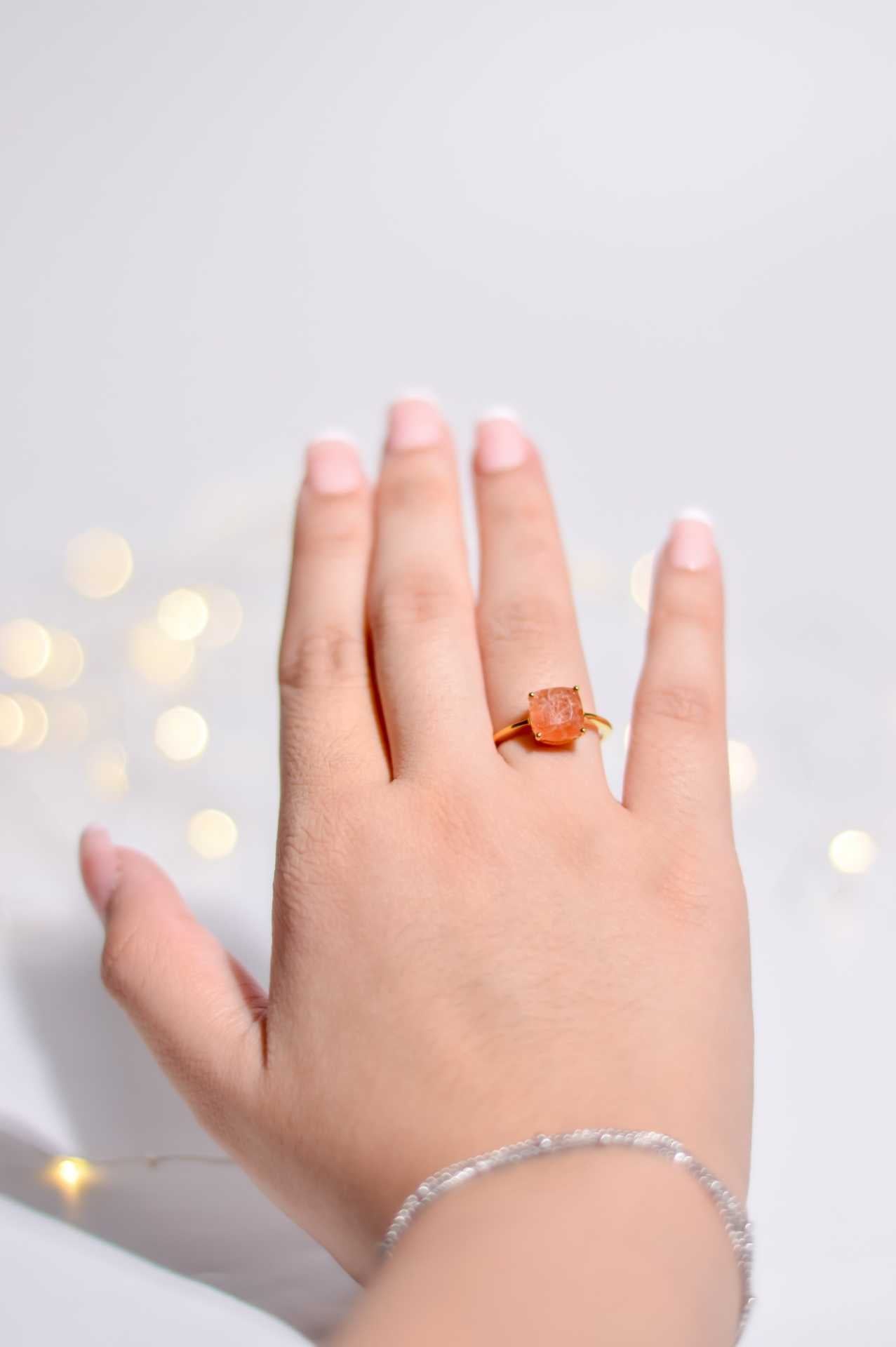 8mm Cushion cut Sunstone Ring