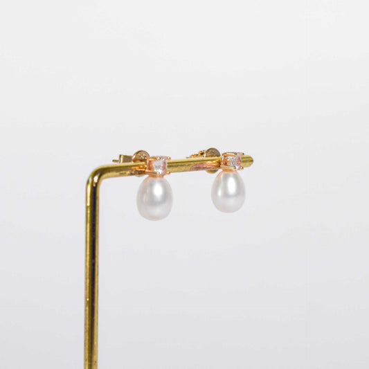 10.1 mm White Biwa Pearl Yellow Gold Plated with 4mm Zircon Stud Earrings