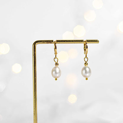 10.2 mm white biwa pearl yellow gold plated hoop earrings