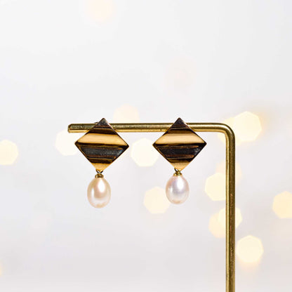 10.5 mm White Biwa Pearl Yellow Gold Plated Dangling with 17 mm Diamond Shaped Stud
