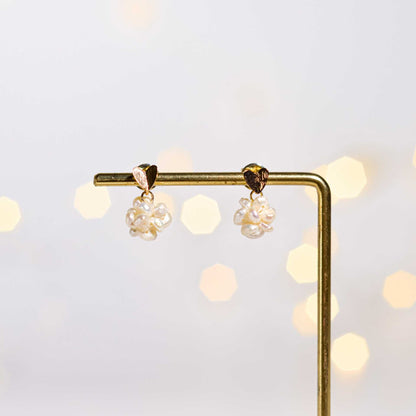10 mm White Pearl Ball Yellow Gold Plated Dangling with Heart Stud