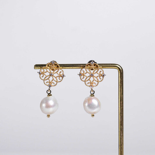11.3 mm White Kieshe Pearl Yellow Gold Plated Dangling with 16.5 mm Stud