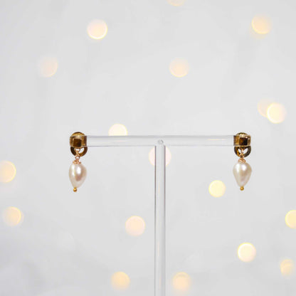 11.5 mm white baroque pearl yellow gold plated dangling earrings with square stud