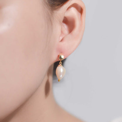 11.5 mm white baroque pearl yellow gold plated dangling earrings with square stud