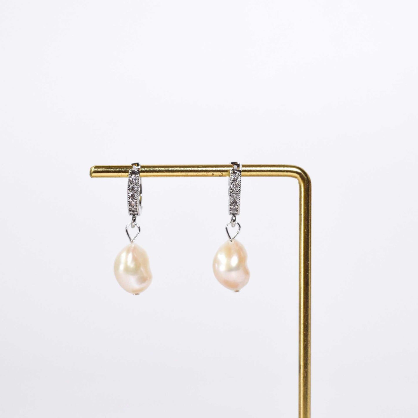 12 mm white baroque pearl rhodium plated with inlaid zircon hoop earrings