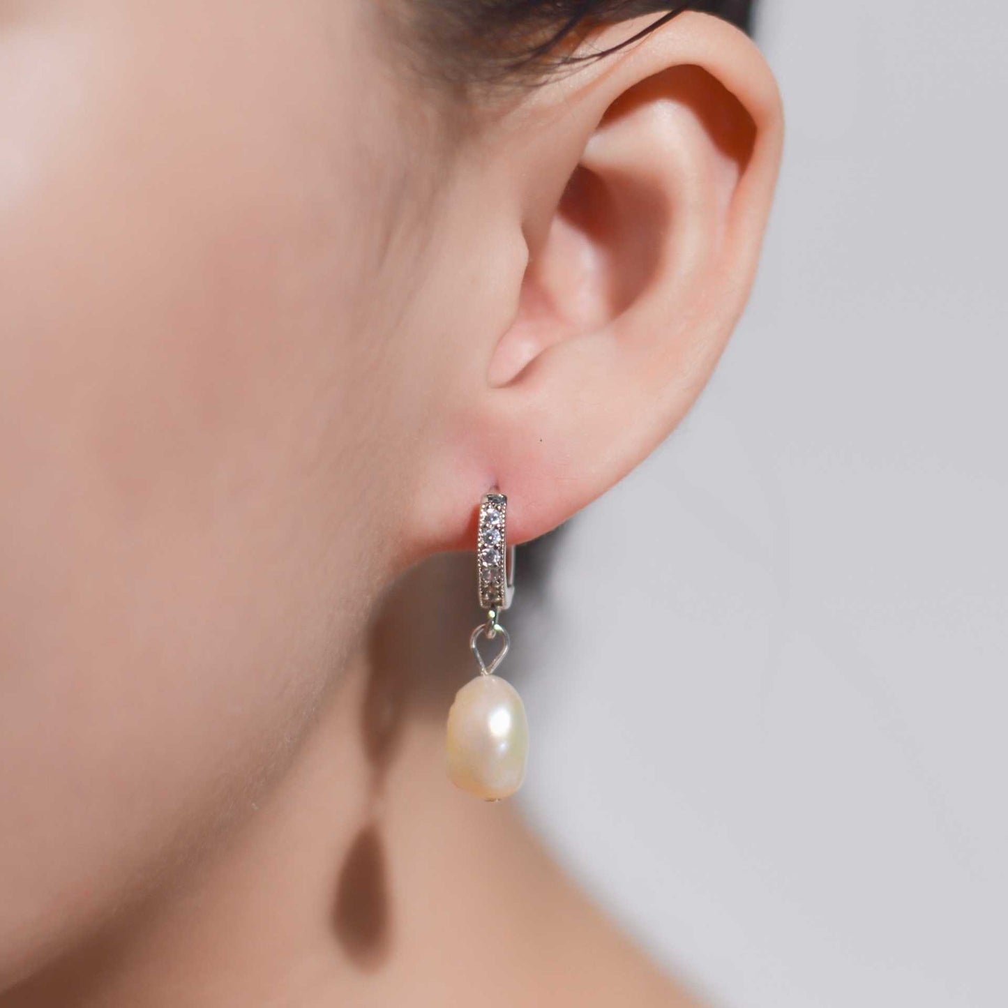 12 mm white baroque pearl rhodium plated with inlaid zircon hoop earrings