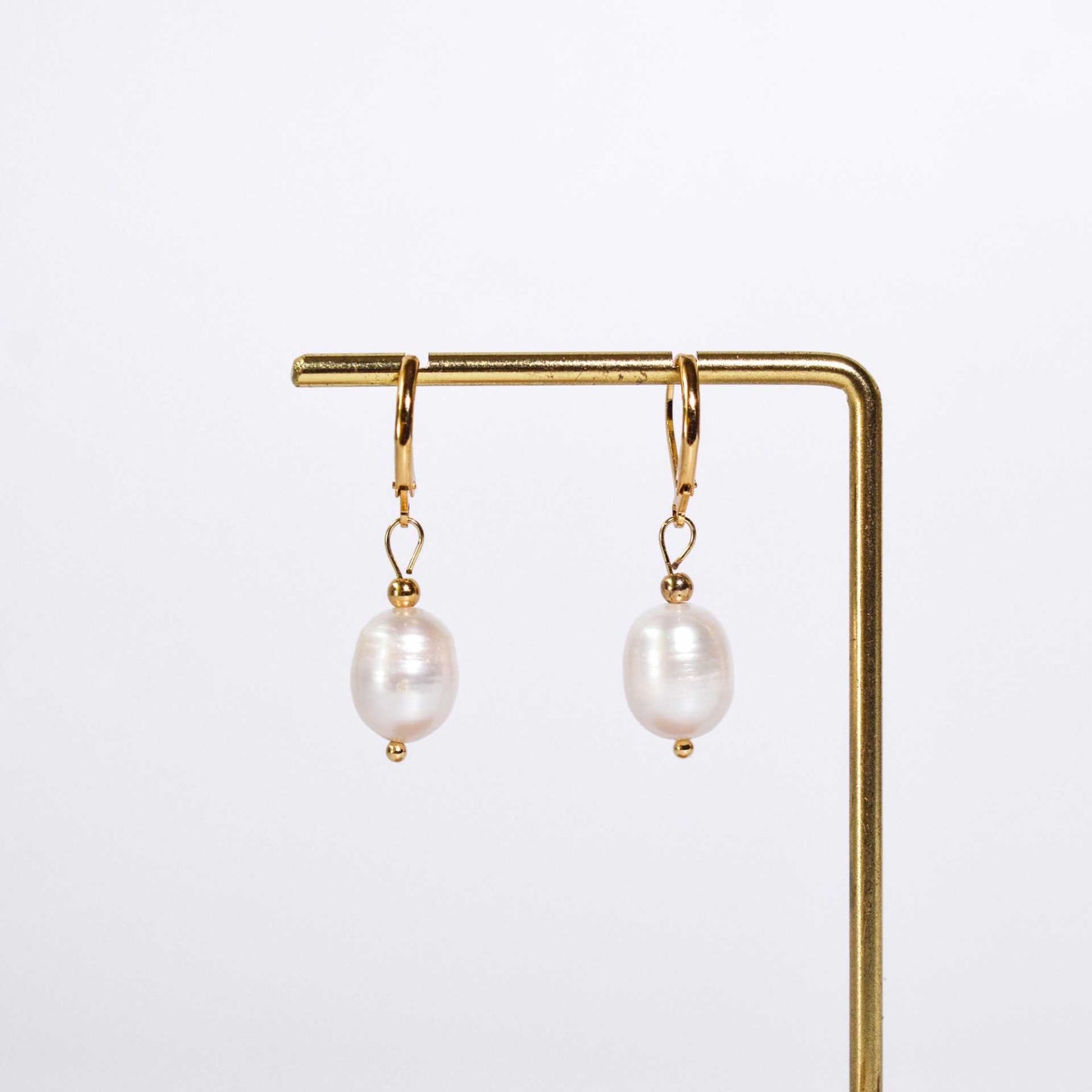 12 mm white biwa dangling yellow gold plated earrings