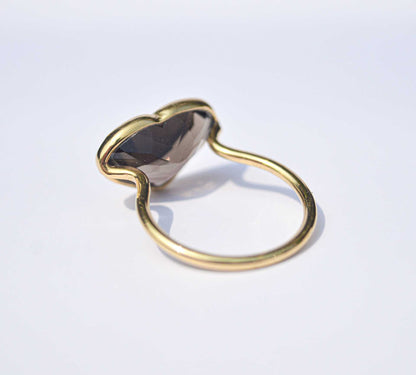 10 x 15 mm Heart cut Smokey Quartz Ring