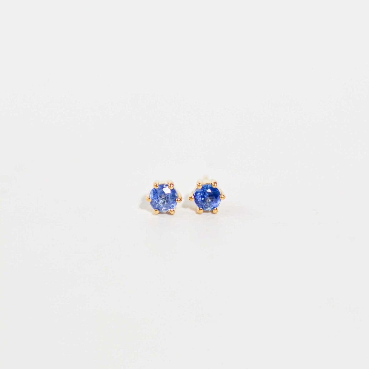 5 mm Round cut Kyanite Earrings