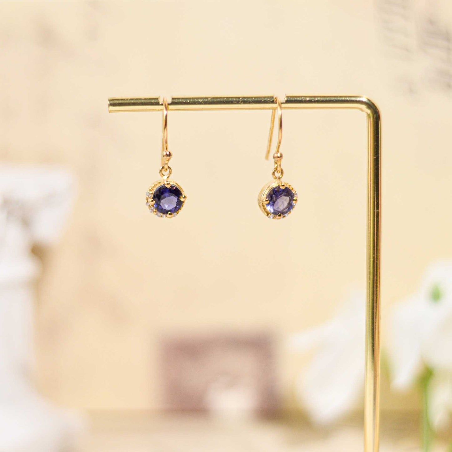6 mm Round cut Iolite with Crescent Cz Earrings