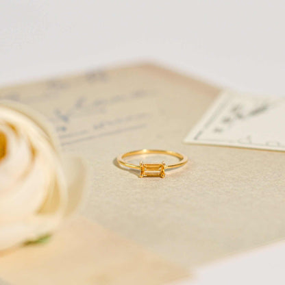 6 x 3 mm Baguette cut Citrine Ring