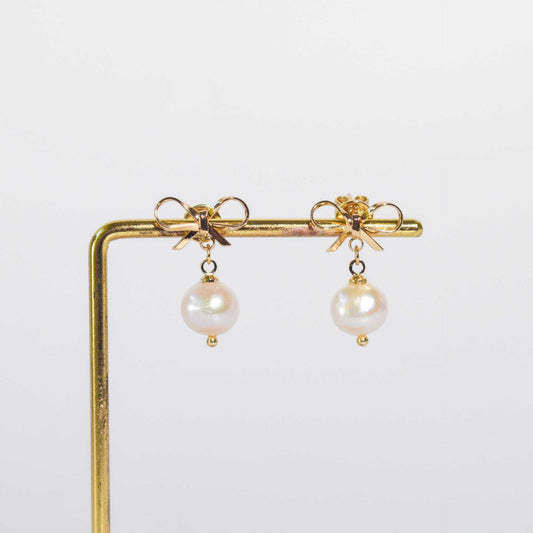 8.5 mm White Kieshe Pearl Yellow Gold Plated with Bow Stud Earrings