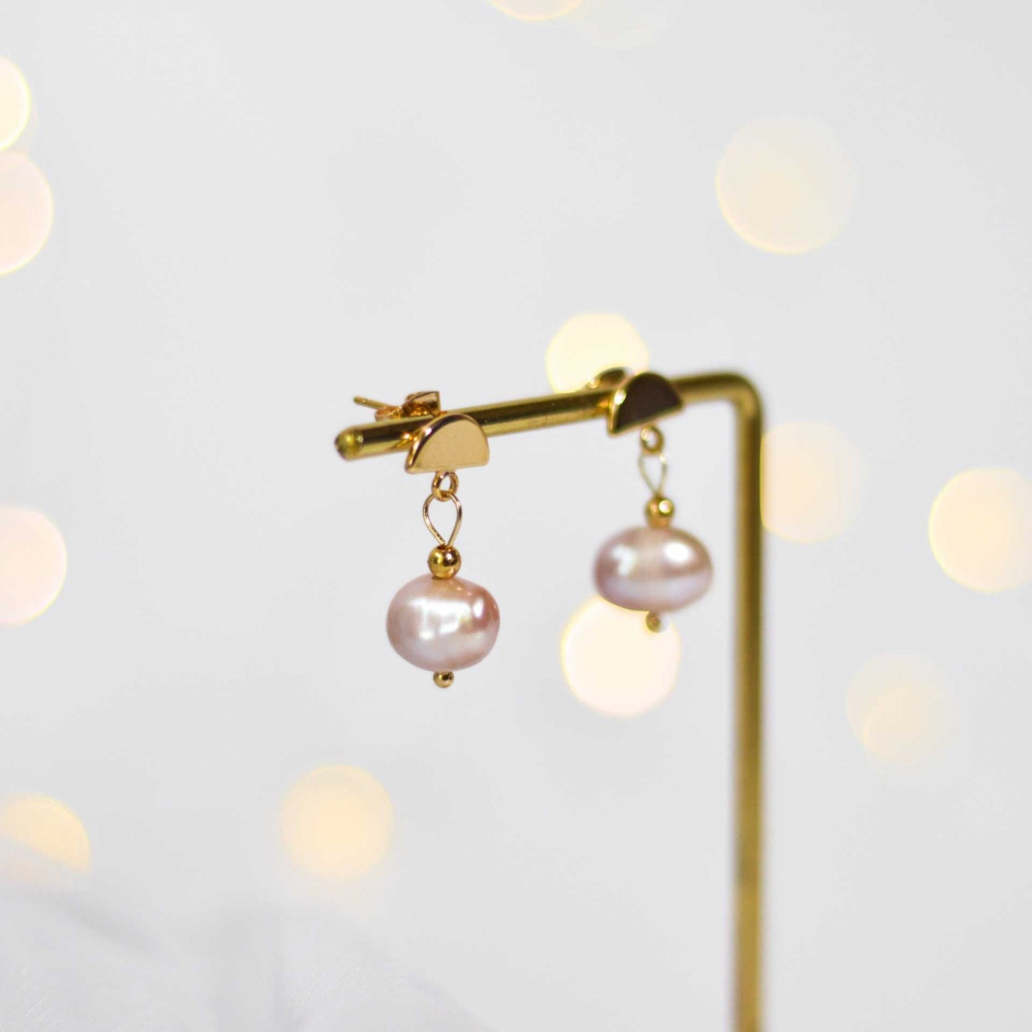 8.5 mm purple kieshe pearl dangling yellow gold plated with half circle stud earrings