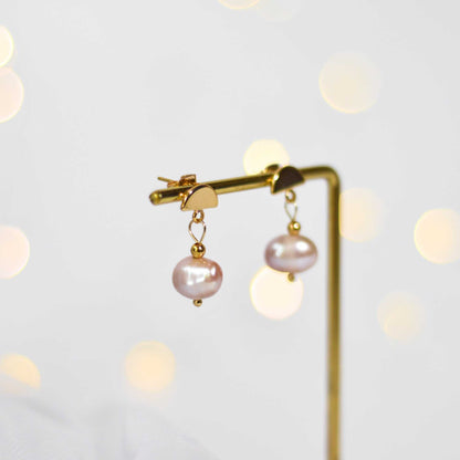 8.5 mm purple kieshe pearl dangling yellow gold plated with half circle stud earrings