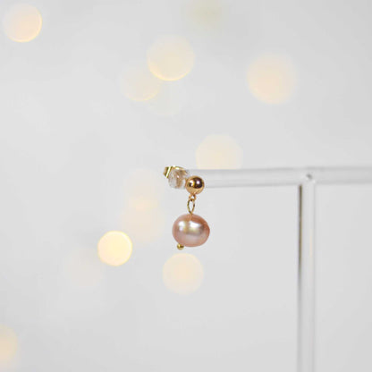 8.6 mm purple kieshe yellow gold plated dangling earrings