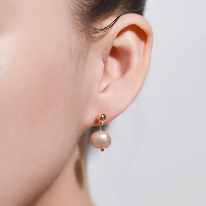 8.6 mm purple kieshe yellow gold plated dangling earrings