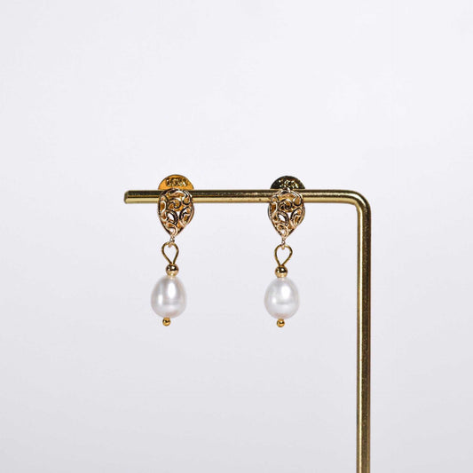9.0 mm white biwa pearl yellow gold plated teardrop earrings
