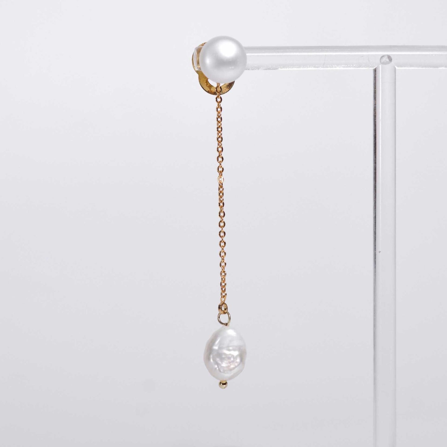 9.9 mm white siopao pearl stud with removable 11.7 mm white baroque pearl yellow gold plated dangling earrings
