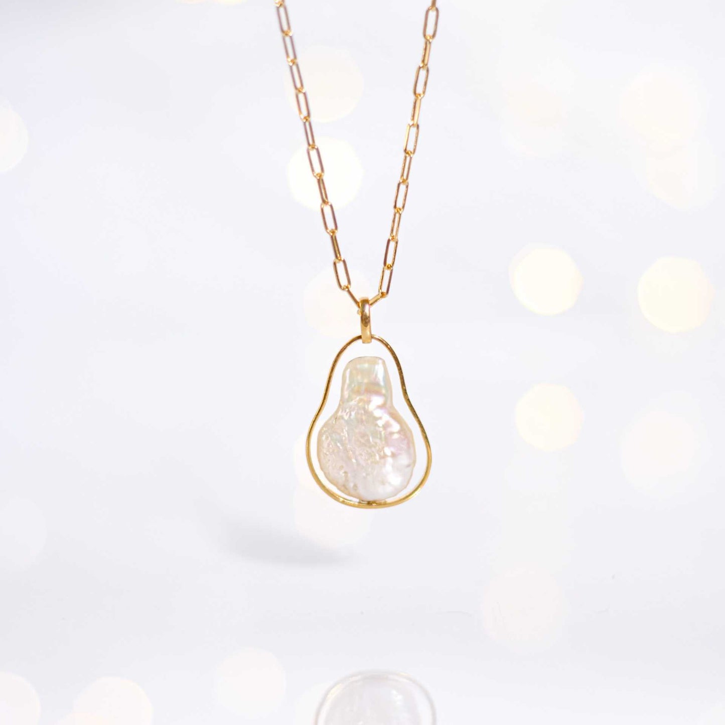Free-form Pearl Necklace