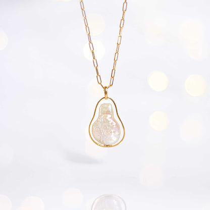 Free-form Pearl Necklace