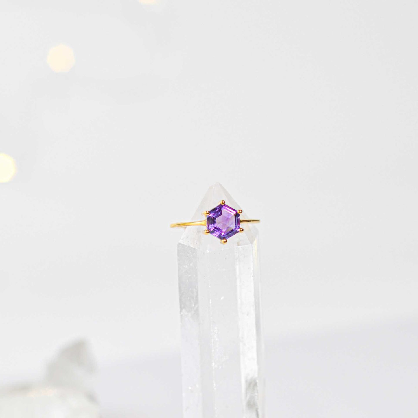 7 mm Hexagon cut Purple Amethyst Yellow gold plated Ring