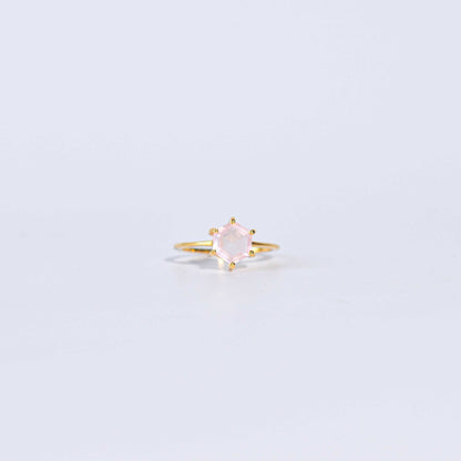 7 mm Hexagon cut Rose Quartz Yellow gold plated Ring
