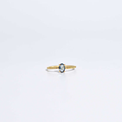 6 x 4 mm Oval cut London Blue Topaz Twisted Ring
