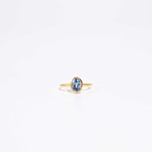 8 x 6 mm Oval cut London Blue Topaz Bezel Ring