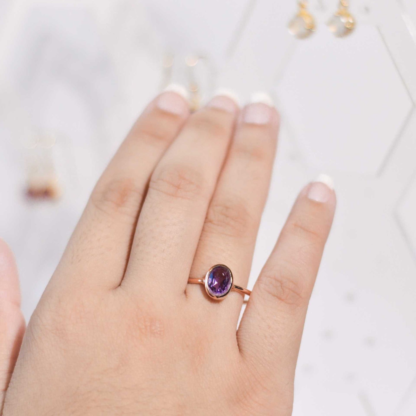 8 x 6 mm Oval cut Amethyst Bezel Ring