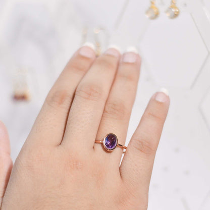 8 x 6 mm Oval cut Amethyst Bezel Ring