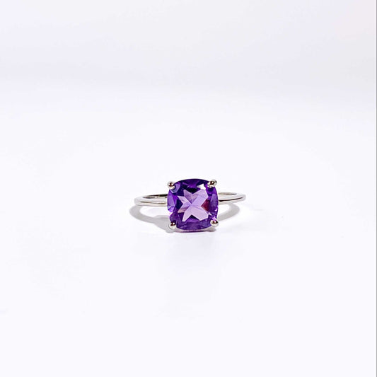 8mm Cushion cut Purple Amethyst Ring