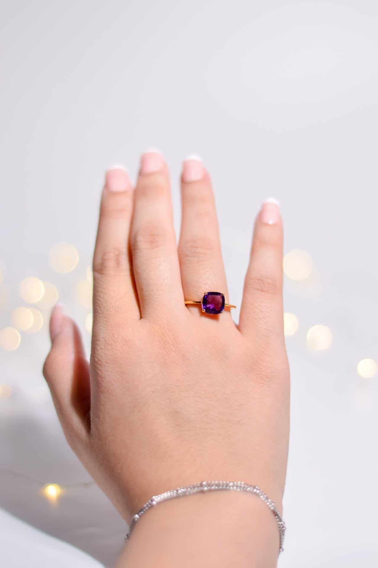 8mm Cushion cut Purple Amethyst Ring