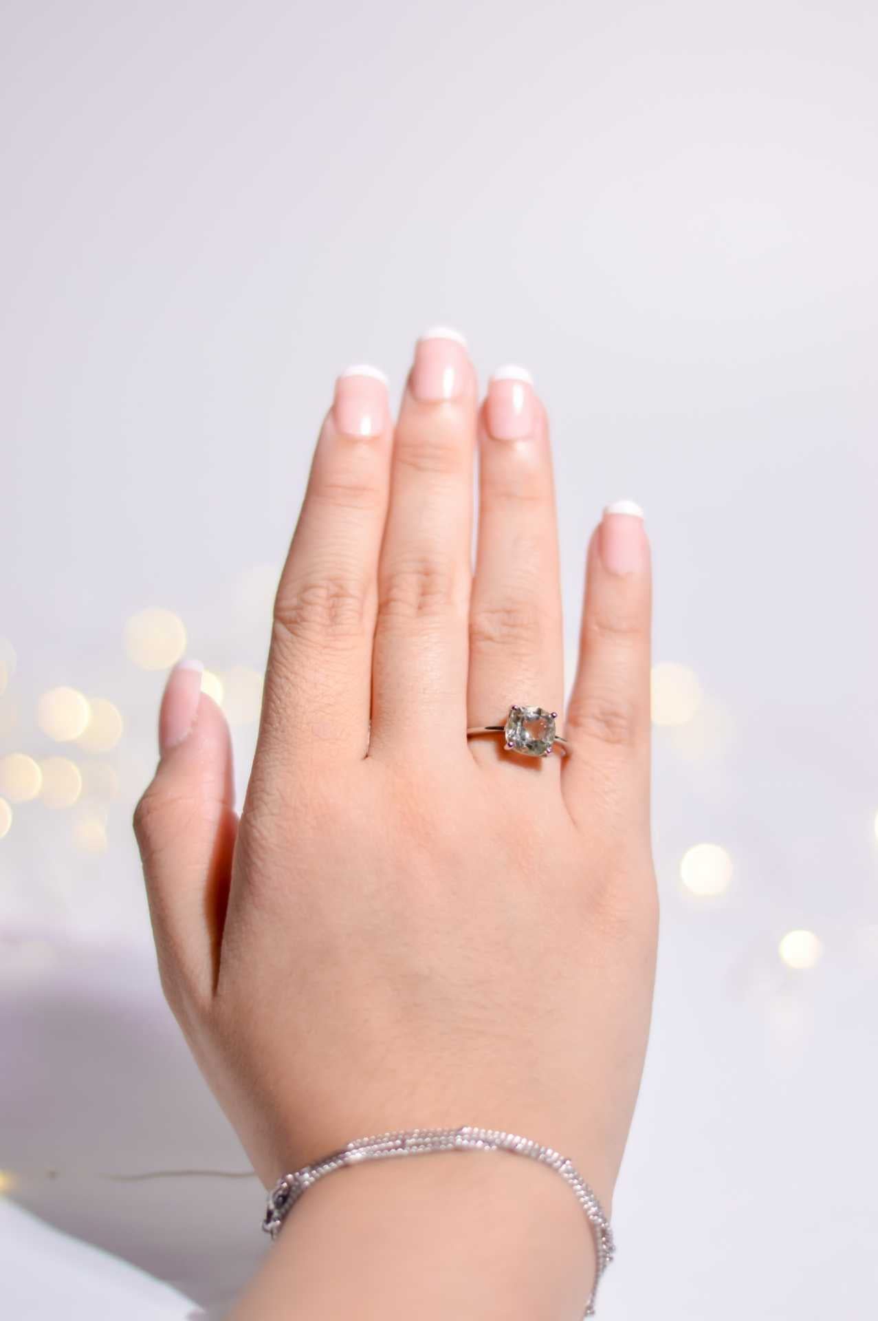 8mm Cushion cut Green Amethyst Ring