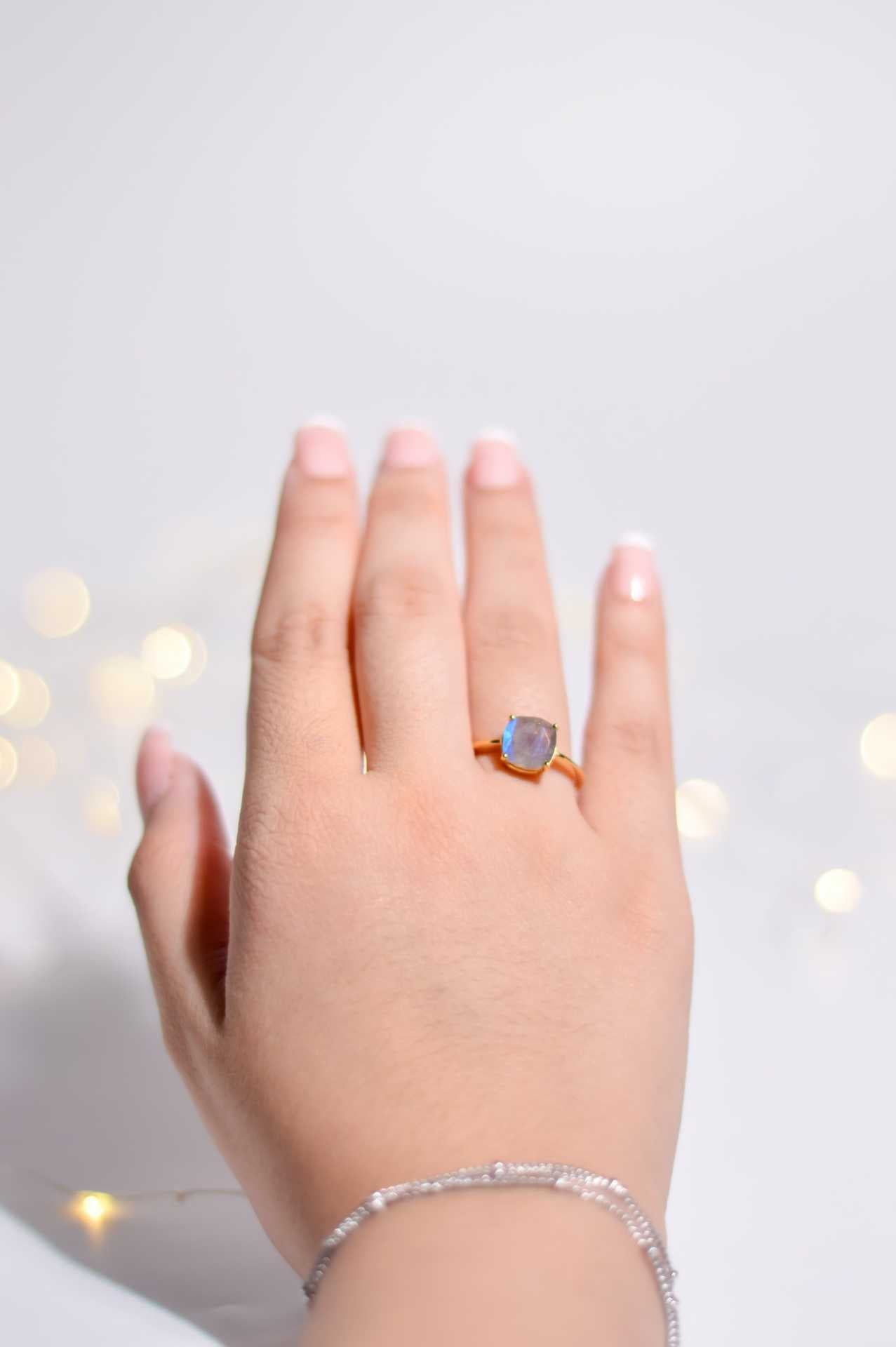 8mm Cushion cut Labradorite Ring