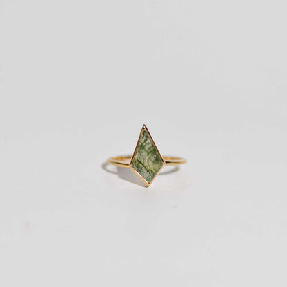 14 x 7 mm Kite Green Moss Agate Ring