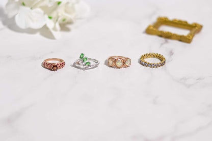 5 x 3 mm Oval cut Tsavorite Garnet Cluster Ring
